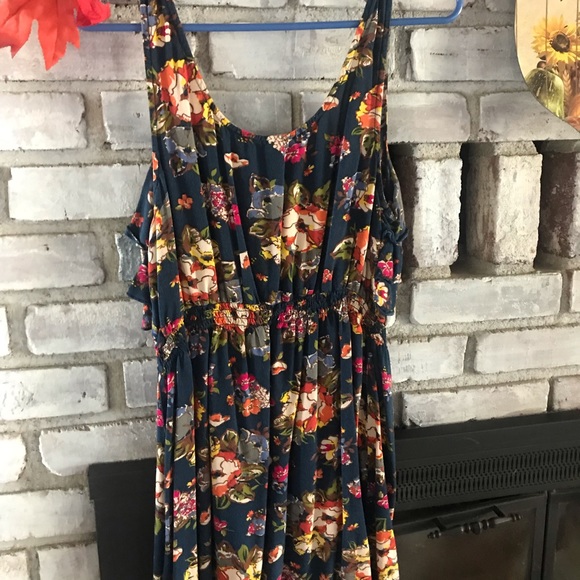Large Mossimo ruffled tank dress - Picture 3 of 3